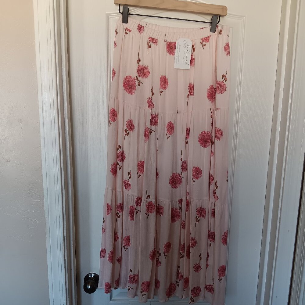 NWT Beloved Clothing Co Maxi skirt Med modest